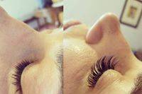 This Full Set Helped Her Eyelashes Lift Right Up!