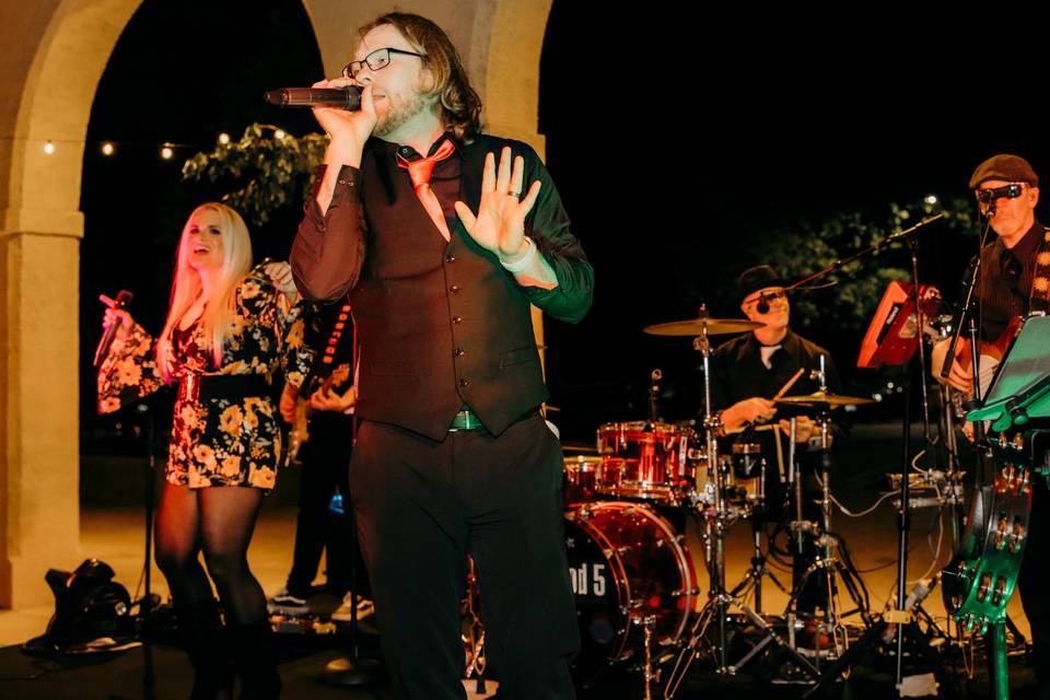 Hollywood5 wedding band