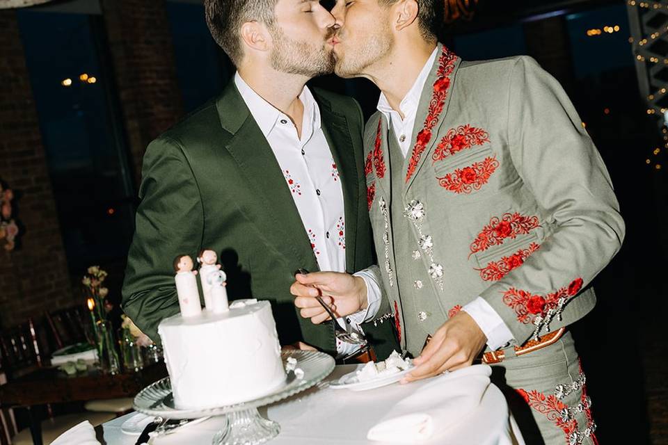 Kisses and Cake!