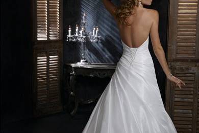 Touch Of Class Phoenix Wedding Dress Design & Alterations Offers Custom Wedding Gowns With Elegant Trains In Various Lengths