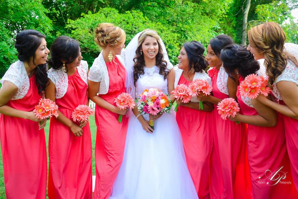 Idaly and her Bridal party