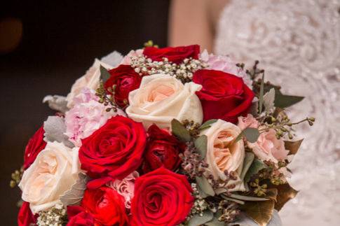 Benken Bridal Party Flowers