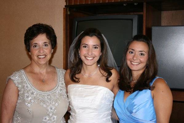 Bride with Mom and Matron of Honor