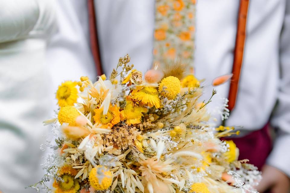 Bridal bouquet retro inspo