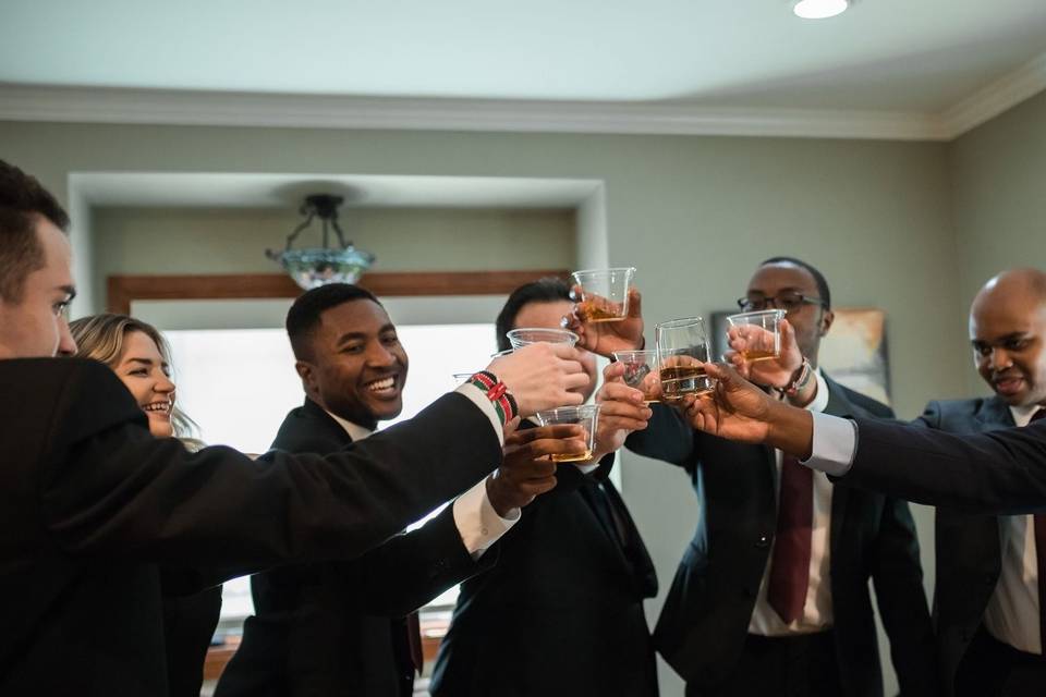 Groomsmen pre-ceremony toast