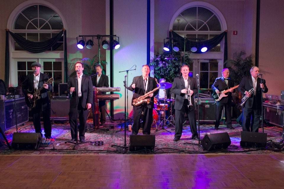 The Best Wedding Music And Live Bands WeddingWire   1443205457449 26935010151390330396715660097313n 