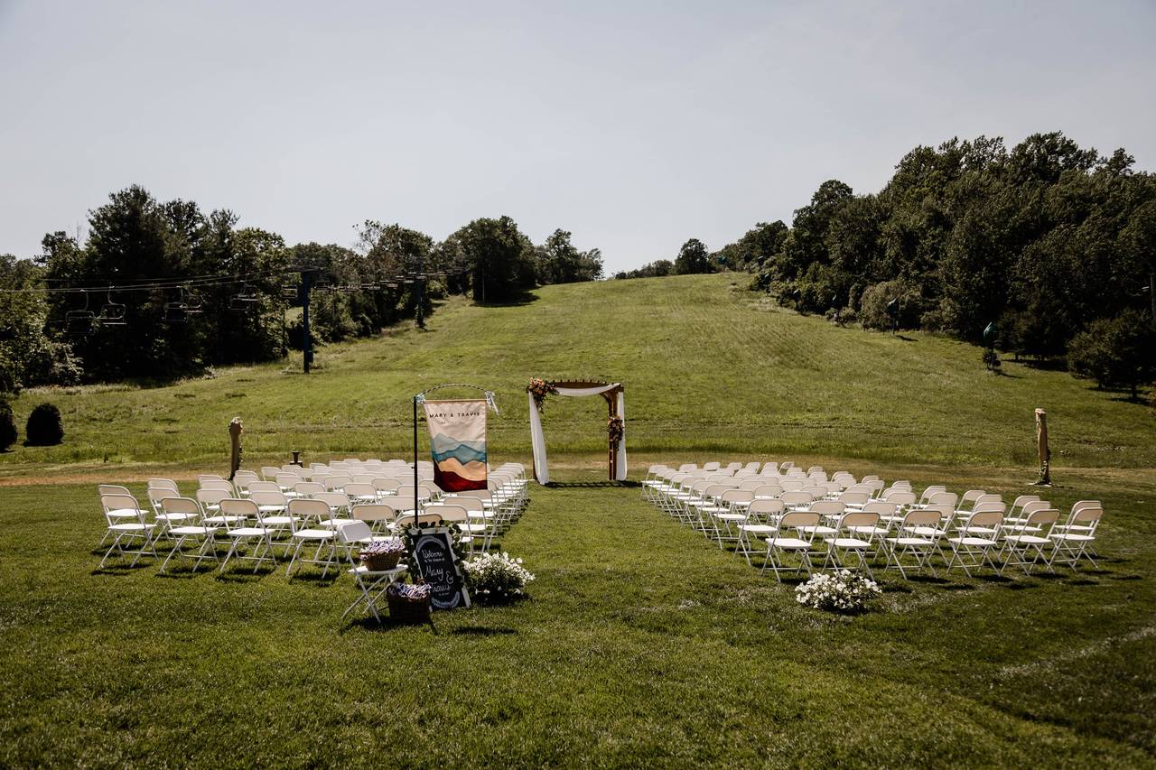 The Mountain Room at Mount Southington - Banquet Halls - Plantsville ...