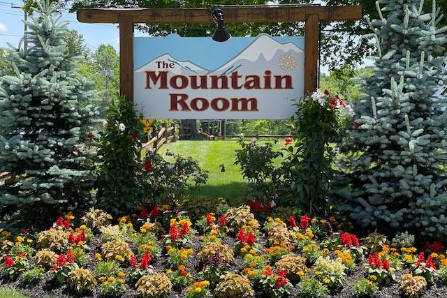 The Mountain Room at Mount Southington