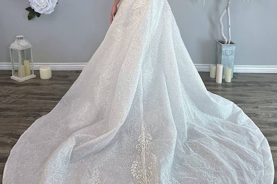 Vanessa Alfaro Bridal