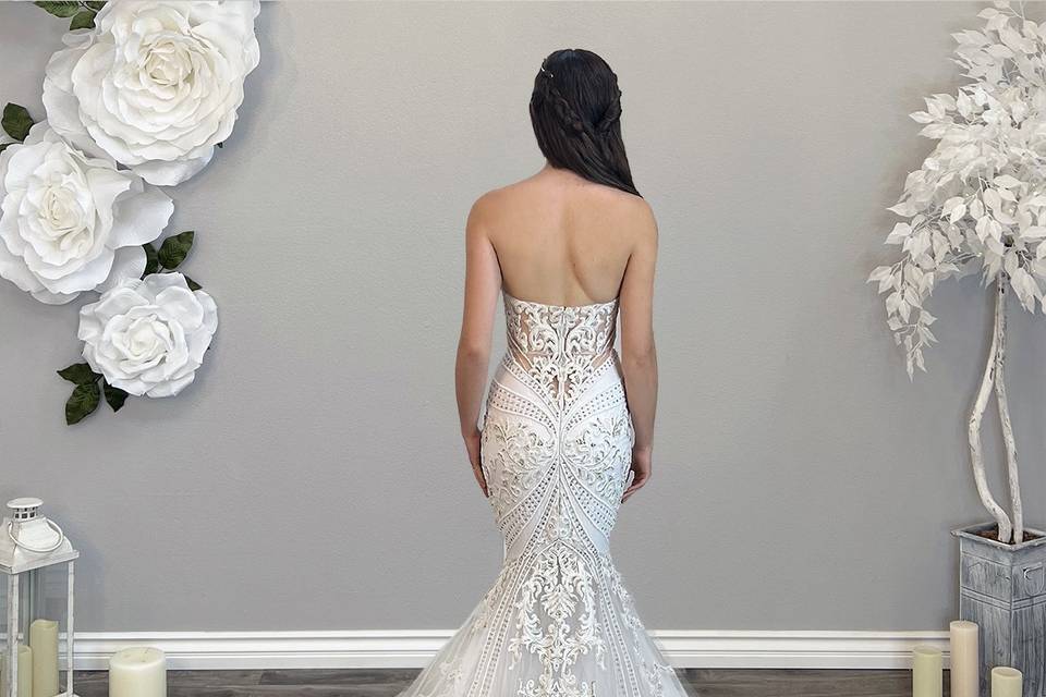 Vanessa Alfaro Bridal