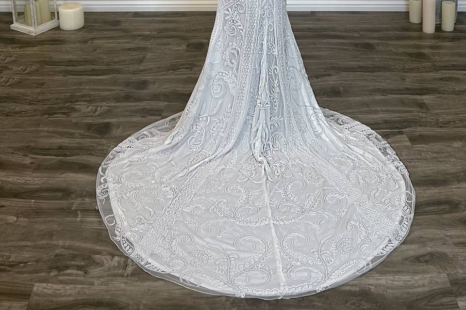 Vanessa Alfaro Bridal