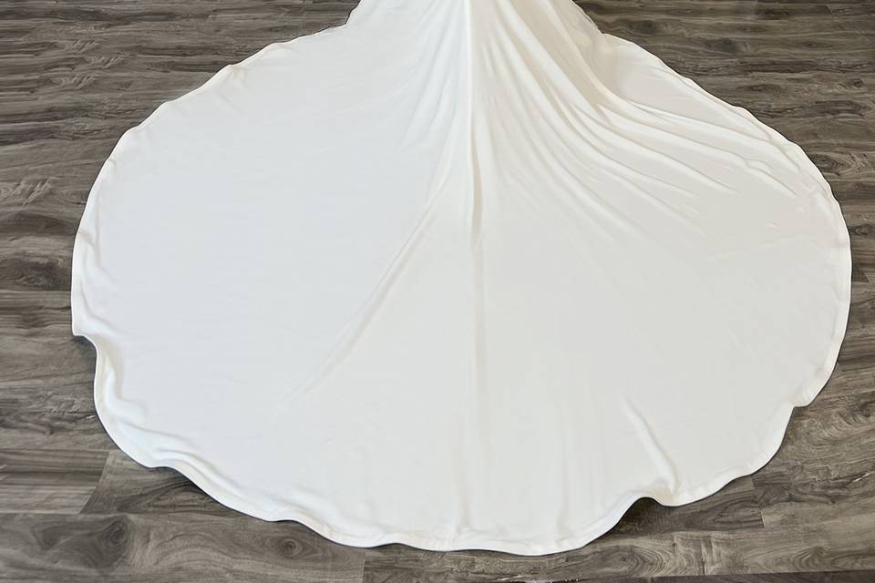 Vanessa Alfaro Bridal