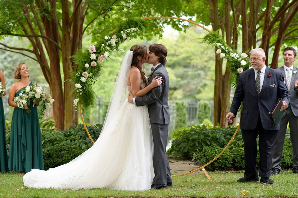 Ceremony at Belmont Manor