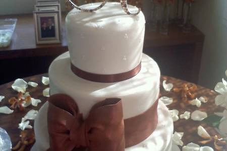 Wedding cake with brown bow