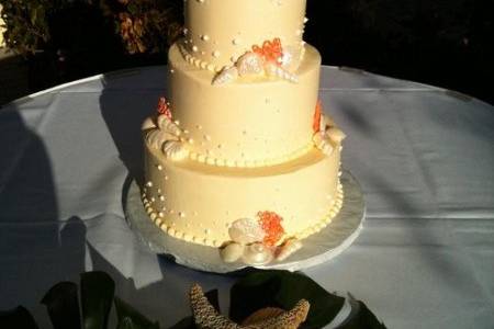 Beach wedding cake