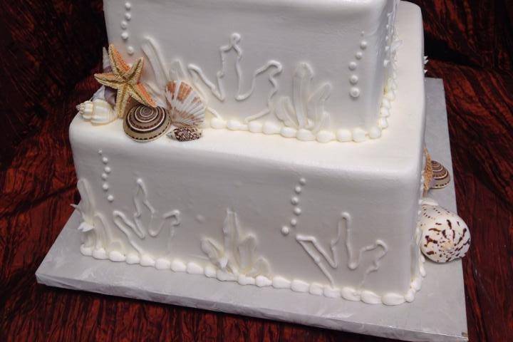 Beach wedding cake