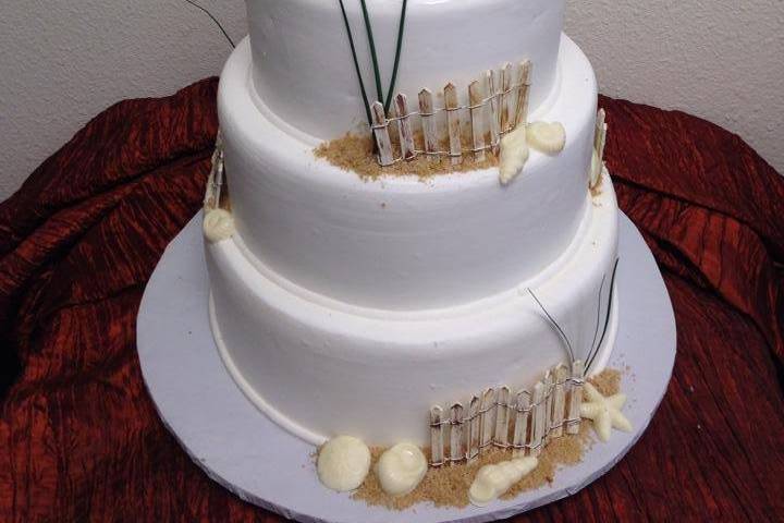 Beach wedding cake