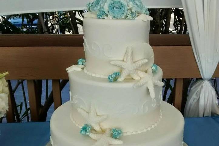 Beach wedding cake