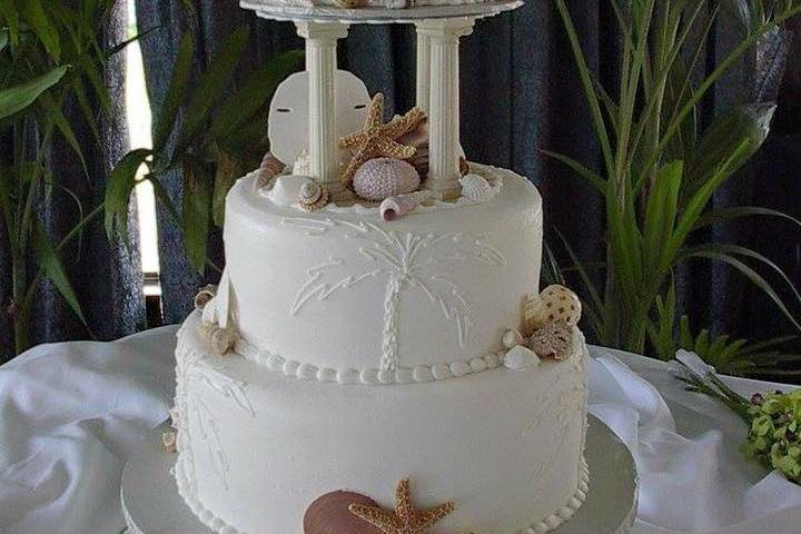 Beach wedding cake