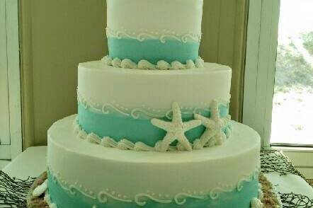 Beach wedding cake