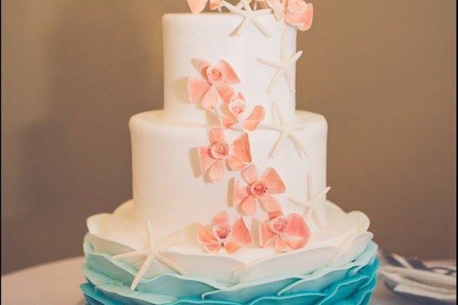 Beach wedding cake