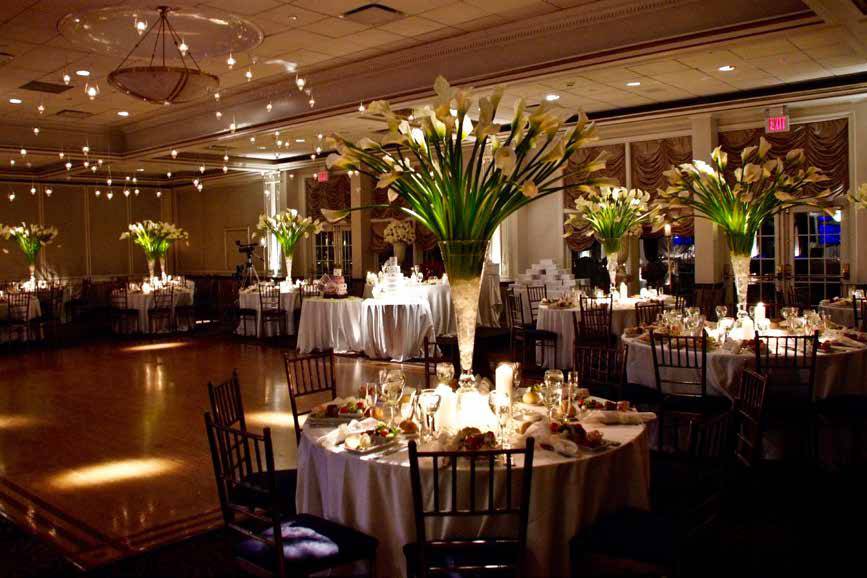 Arcadia Floral Co Wedding Florists Mamaroneck NY WeddingWire   New Arcadia Brochure 24 51 6463 161963312394126 