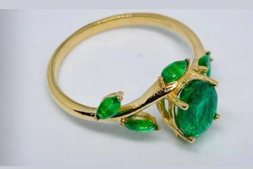 Emerald with Yellow 14kt