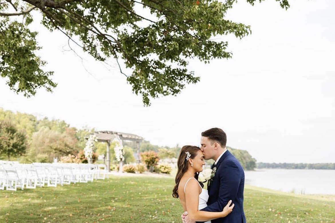 The Vineyards At Pine Lake Winery Weddings Columbiana, OH WeddingWire