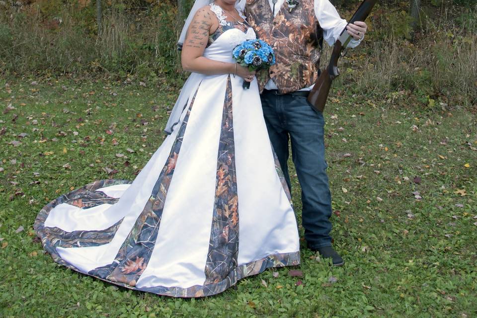 Camo Shotgun Wedding