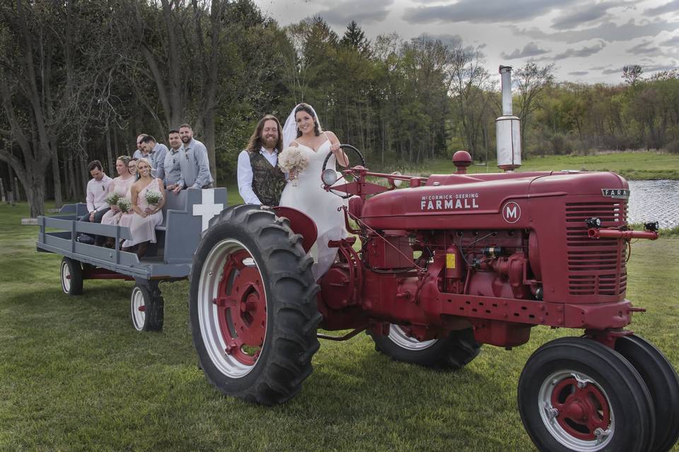 Tractor & Wagon