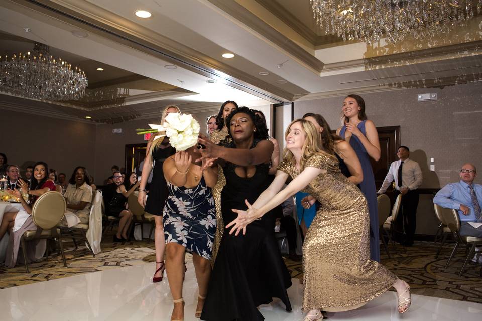 Bridal bouquet toss