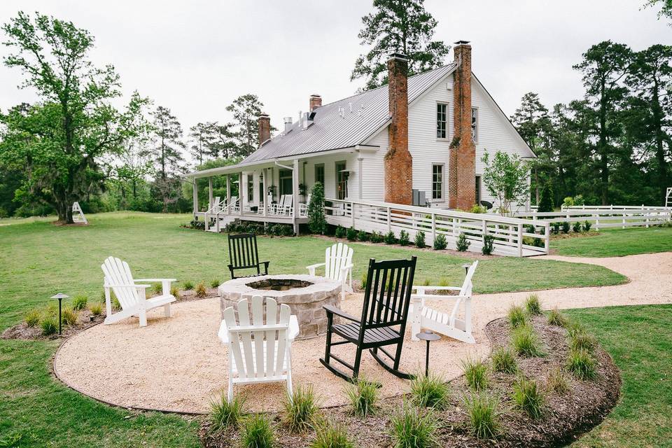 The Historic Hill House and Farm