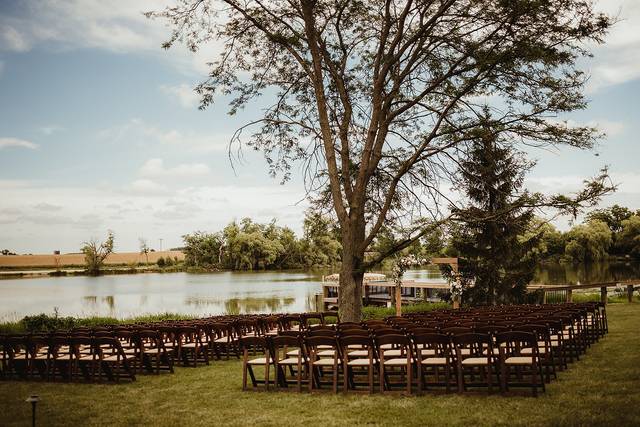 Round Lake Farms