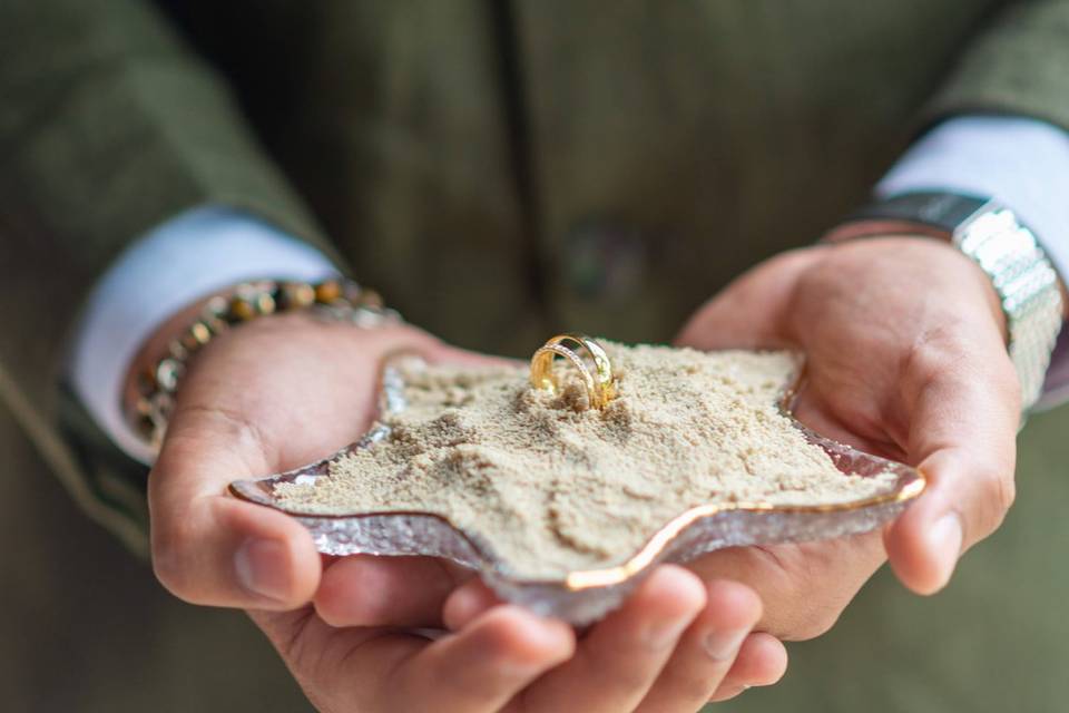 Bestman with rings