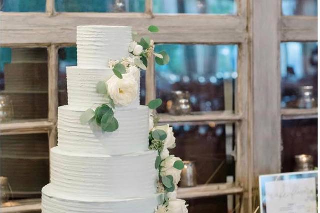 5 tier buttercream in rustic s