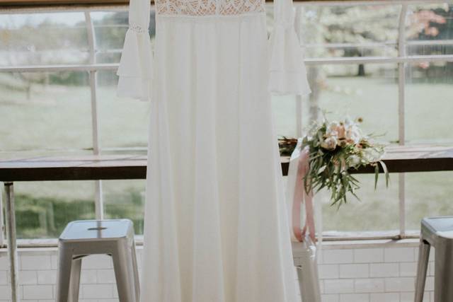 Wedding dress