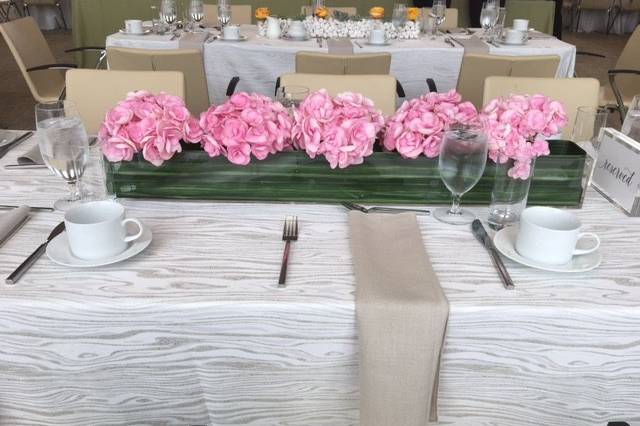 Long table centerpiece