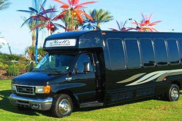 Tracey Nicoll's Limousine & Hummer Rentals in New Orleans