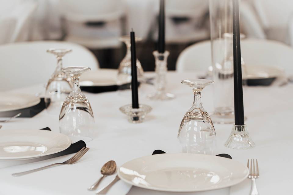 Black and White Table Decor