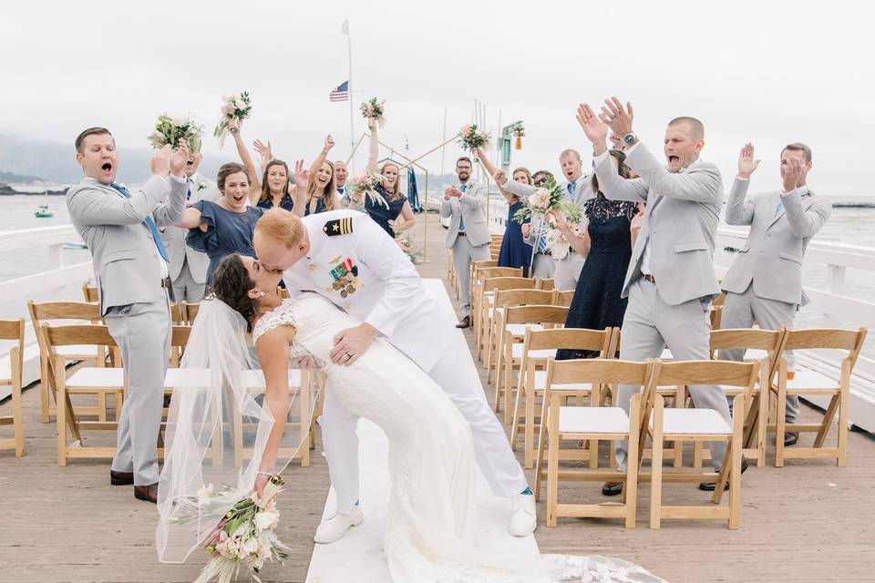 Bridal Party Dip Kiss