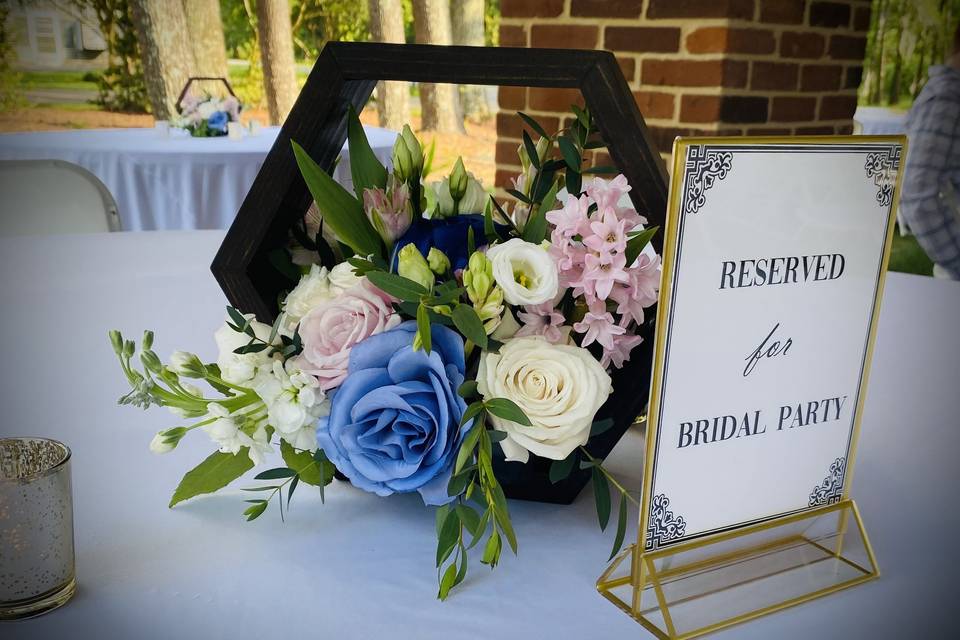 Low Table Arrangement