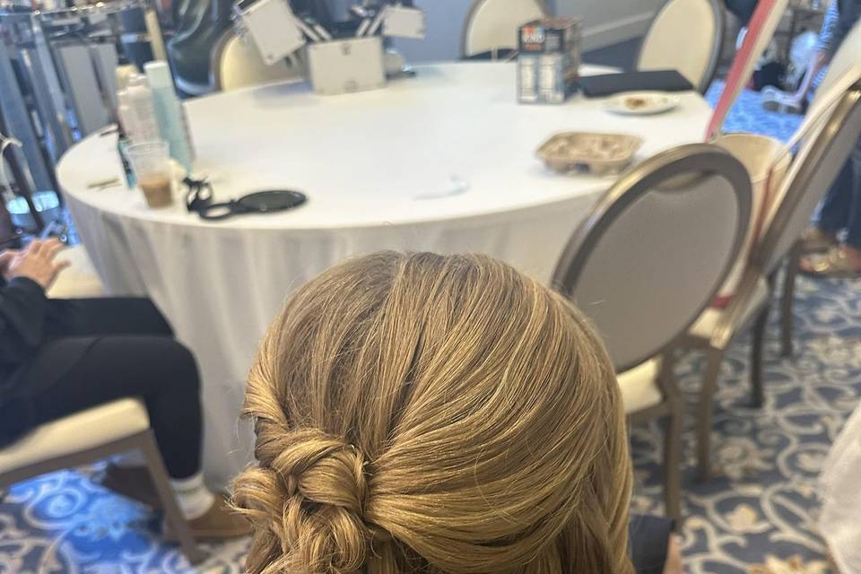 Half updo