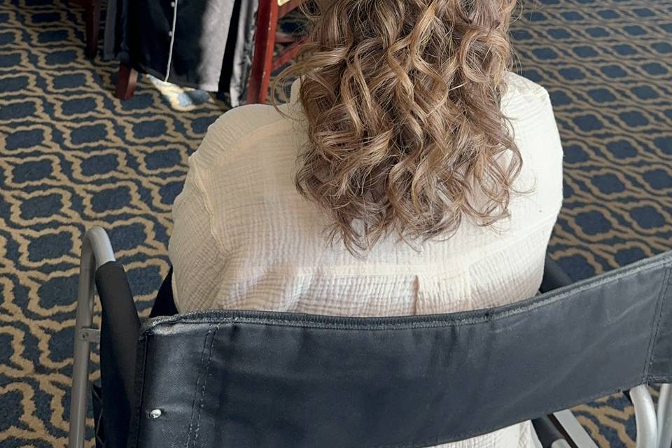 Half updo