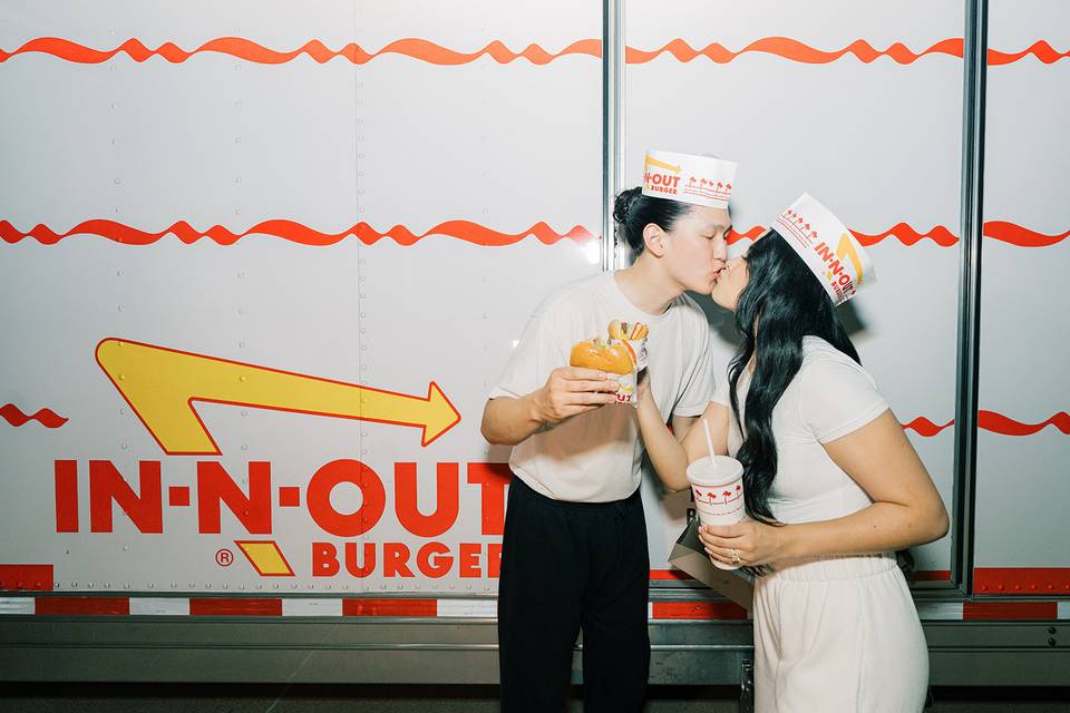 BURGER TREAT AFTER RECEPTION