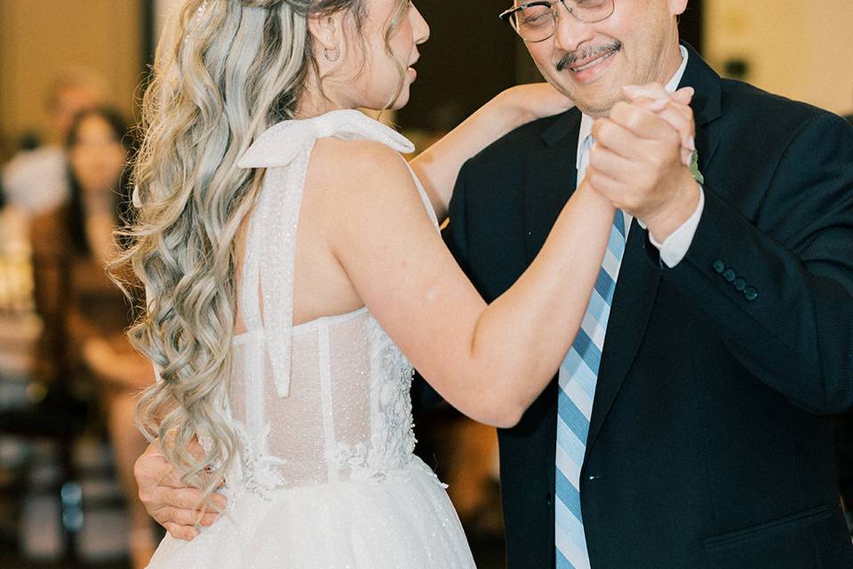 FATHER-DAUGHTER DANCE