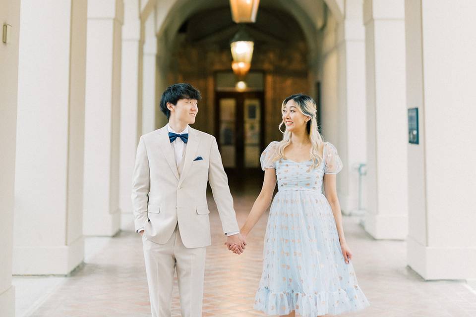 INTIMATE ENGAGEMENT SESSION