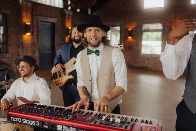 Emerald Empire Band