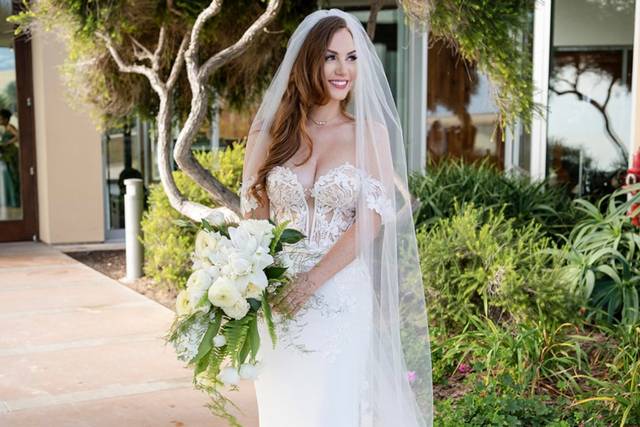 Natural Glam Bride