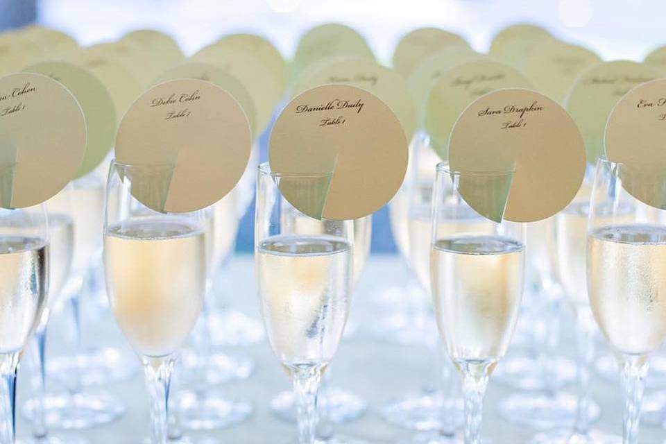 Champagne flute place cards