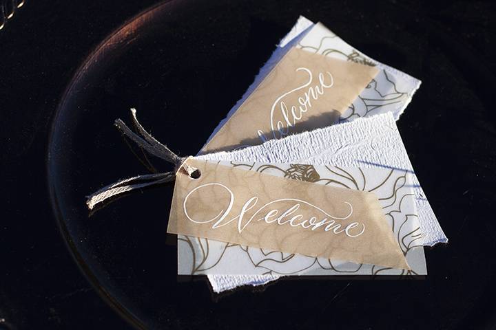 Custom calligraphy welcome tag